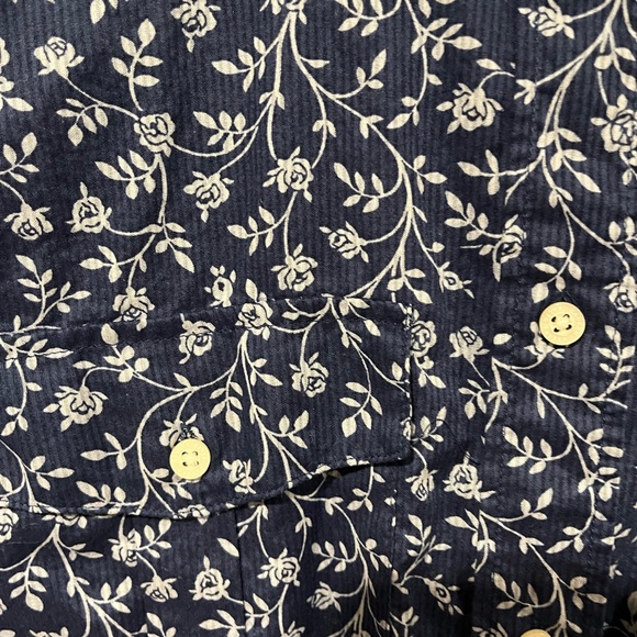 Lauren Ralph Lauren Women’s XL Navy Blue Floral lightweight button up Shirt EUC - Picture 3 of 9